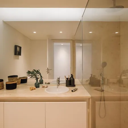 Ade - 2 Bedrooms And Parking In Alcantara Appartement Lisboa