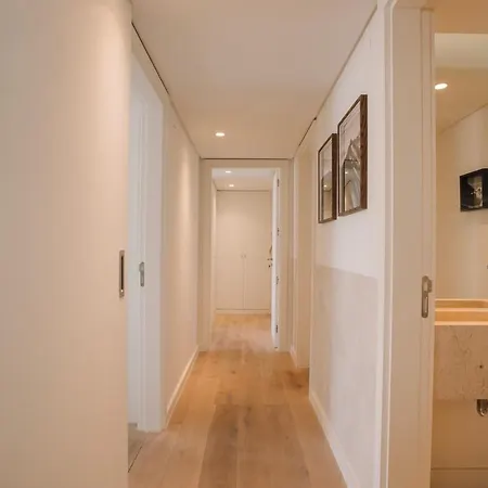 Appartement Ade - 2 Bedrooms And Parking In Alcantara Lisboa