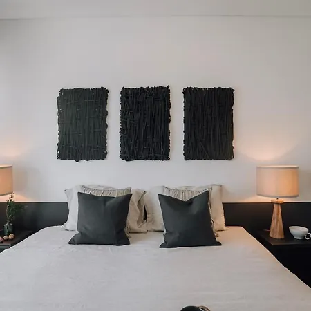 Ade - 2 Bedrooms And Parking In Alcantara Appartement