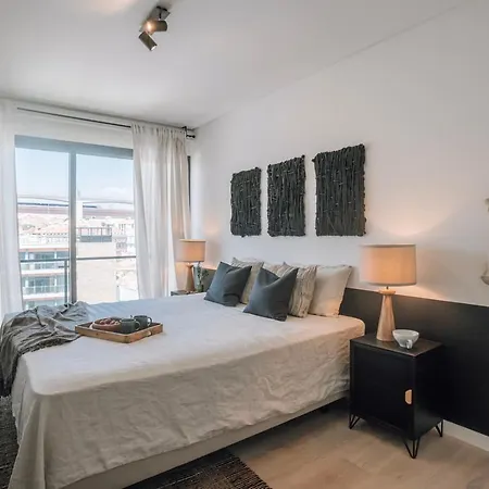 Appartement Ade - 2 Bedrooms And Parking In Alcantara Lisboa