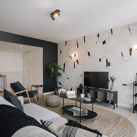 Ade - 2 Bedrooms And Parking In Alcantara *