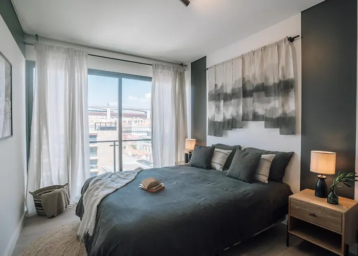 公寓 Ade - 2 Bedrooms And Parking In Alcantara *